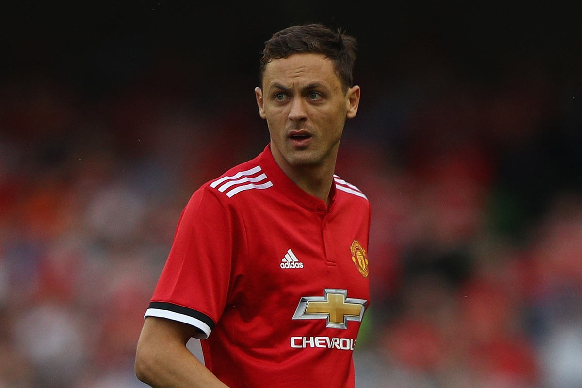 球市场中 球市场中