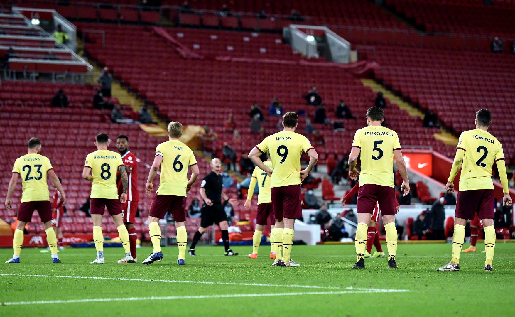 无论是在进 无论是在进